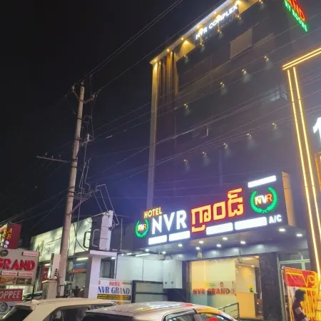 Hotel NVR Grand