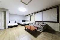 Donghae Maritime Tourism Hotel - 2-Star