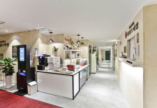 강남스타일 PC룸