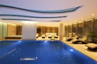 Divan Mersin - ที่มีสระว่ายน้ำ
