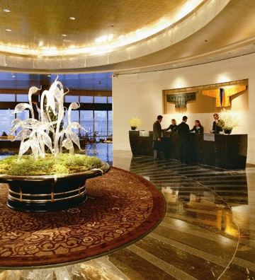 만다린 오리엔탈 뉴욕의 실내 수영장