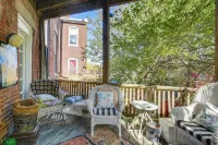 Heart of St Louis! Walkable Soulard Apt w/ Loft - Condos