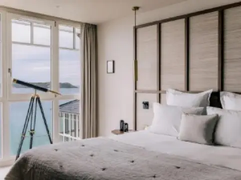 Les Bassans - Fontenille Collection