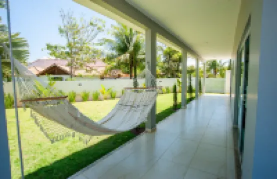 Casa com Piscina Quadra de Areia e Churrasqueira