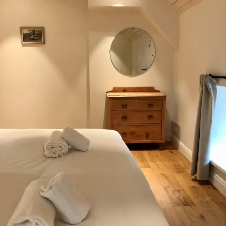 2-bedroom Cottage With Park and Deer Park