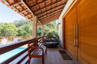 S tio com Piscina Jogos e Espa o Home Office