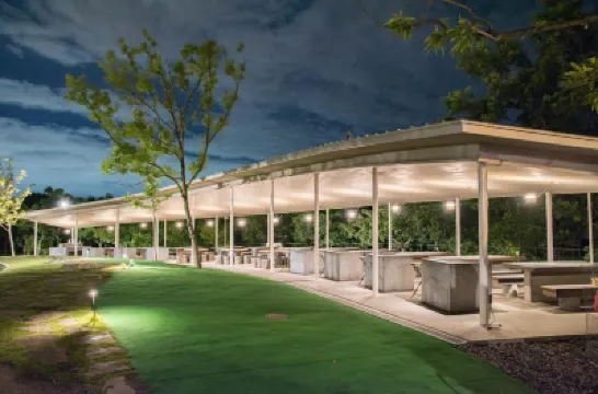 โฮเทล เดอะ เดย์ โอซาก้า โรงแรมใกล้Osaka Nanko fishing Gardens