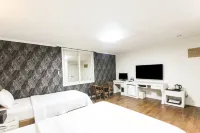 Muan White House Hotel - 3 estrellas