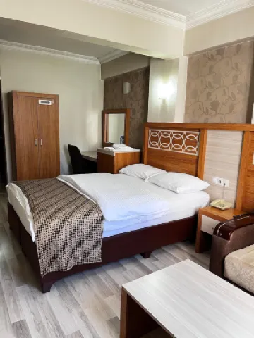 Hotel Dedemin 2 Hôtels à : 