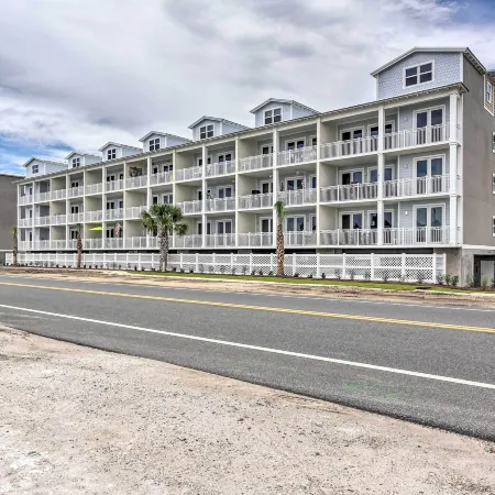 Dazzling Mexico Beach Condo - Walk to the Beach!