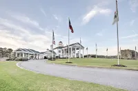 6 Mi to Boardwalk: Condo w/ Pool in Myrtle Beach