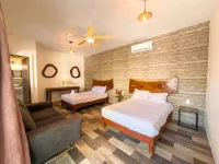 Hotel Pancho Villas - 3-Star