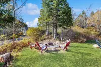 4BR House w/ Kitchen, Jetted Tub, Wifi + gas Grill - 3-Star