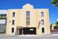 City East Motel - موتيلات