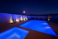 The Rosemary House Joshua Tree - Pools