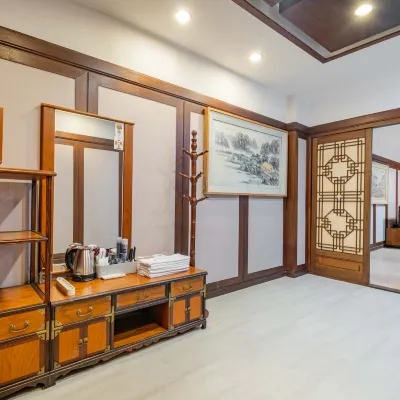 Sokcho Sumisan Hotels near Sokcho Stadium
