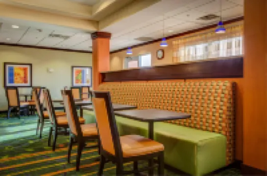 Fairfield Inn & Suites Indianapolis Noblesville Hotels in Noblesville