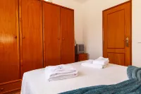 L 02 - Bedroom 2 Western Mos Guesthouse - 3-Star