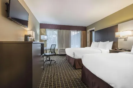 Quality Inn & Suites Downtown