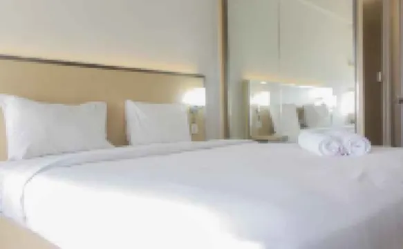 Comfort and Minimalist Studio at Parkland Avenue Apartment by Travelio