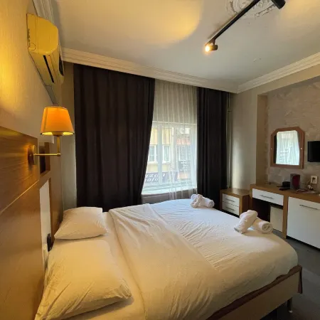 Mola Otel