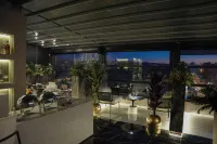 NEW PARK HOTEL - 5-Star