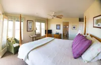 SkyRidge Inn