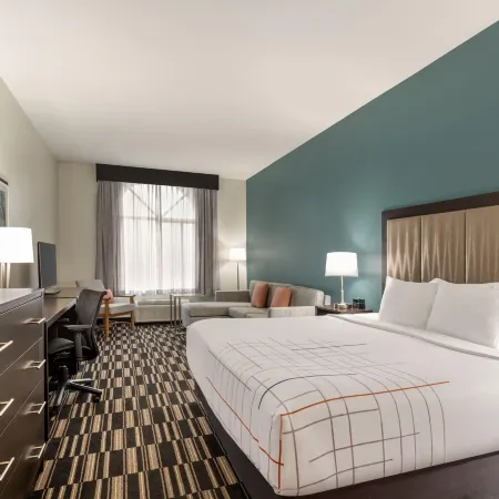 La Quinta Inn & Suites by Wyndham Fairfield - Napa Valley