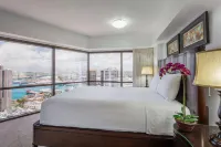 Aston at the Executive Centre Hotel - Rooftop Pools