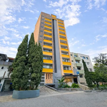 Ivanna Hotel Apartments Laureles Estadio