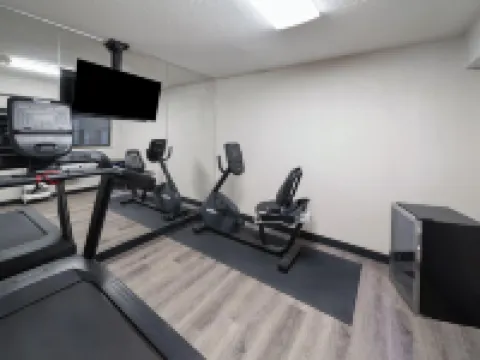 Days Inn by Wyndham Kansas City Northeast Hotels in Chouteau Township