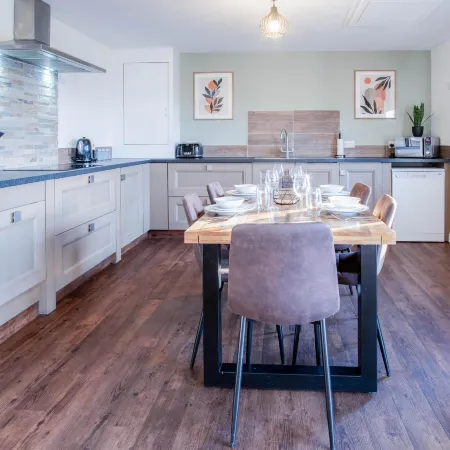 The Beacon - 3 Bedroom Cottage - Ludchurch