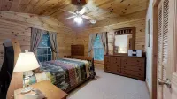 Mountain View -  Hot Tub - Mountain View Sleeps 6 -  Dog / Pet Friendly -
