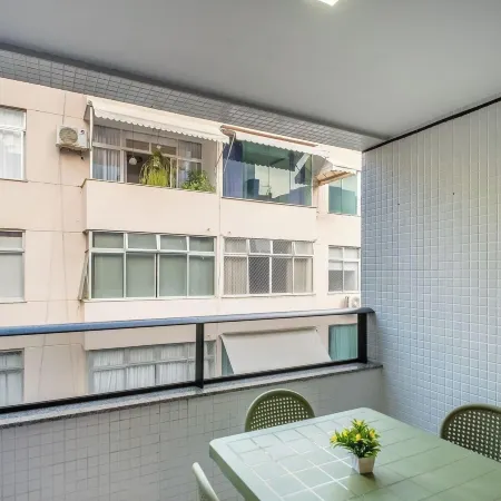 Apart in Condo w/ Pool and Gym Ste0312 Отели рядом с достопримечательностью «Пляж Ондина»
