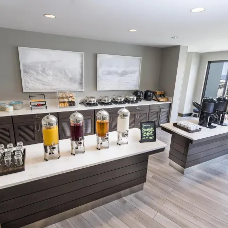 Island House Hotel Orange Beach - a DoubleTree by Hilton