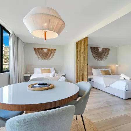Hotel Mome Отели рядом с достопримечательностью «Дом-музей Каса-Бланка»