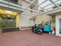 Urbanview Griya Esti Siliwangi Semarang Hotels in West Semarang