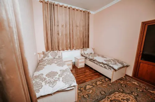 Siyob Hotel & Hostel - Bed and Breakfasts