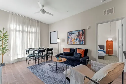 Riviere 2BR Apartment Pet Friendly Oasis Sleeps 6 Close to Epic Universe Pool & Gym - Kondo
