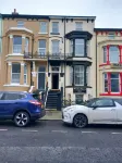Windsor House Hotel - Bed & Breakfasts