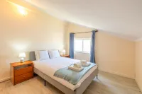 GuestReady - Serene Escape Close to Aroeira Beach - 2 stelle