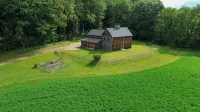 52-acre Berkshires Farmhouse Fire Pit, Outdoor Dining + Trails Copper Kettle Farm by Avantstay