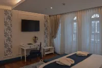 Parc Royale Suites Hotel