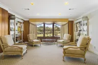 Gulf Hills Hotel & Resort - 2-Star