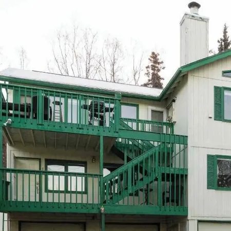 Blocks from Downtown at Westchester Lagoon