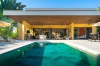 Villa Assinie Beachfront Home With Direct Ocean Access - Villaer