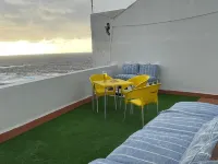Apartamento con vistas al mar Hotels in Comarca Norte