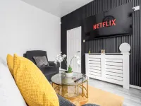Newly Renovated 4BR House with lots of amenities Hotels in Bootle