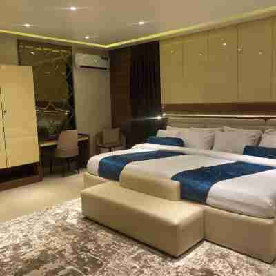 Frank N Hotels Rooms