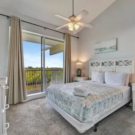 Mangrove Waterway View Sleeps 4 Pool Courts